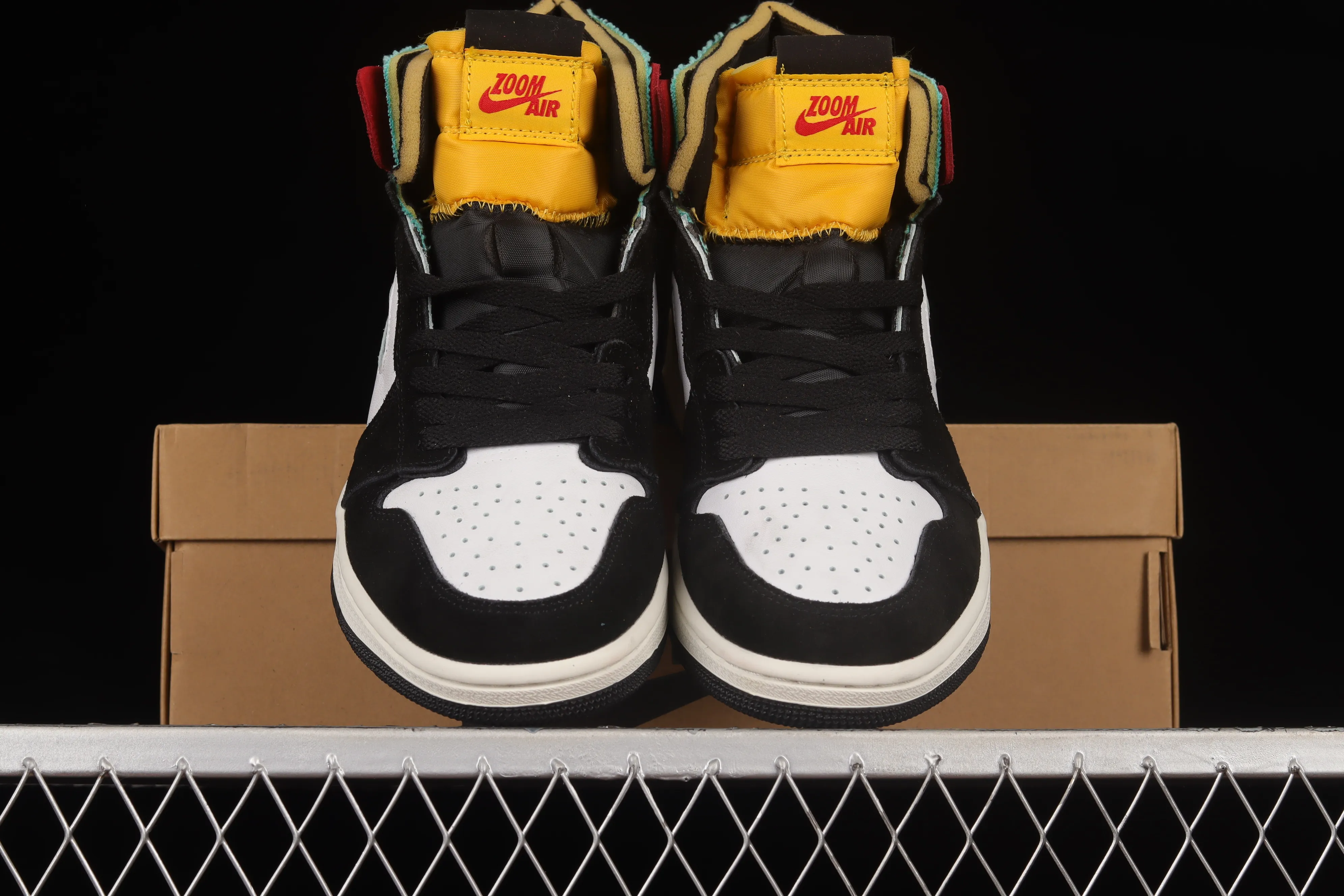 All categories Air Jordan Jordan series basketball shoes Air Jordan 1 High Air Jordan 1 Zoom CMFT AJ1 Joe 1 white, yellow and red color matching CT0978-016